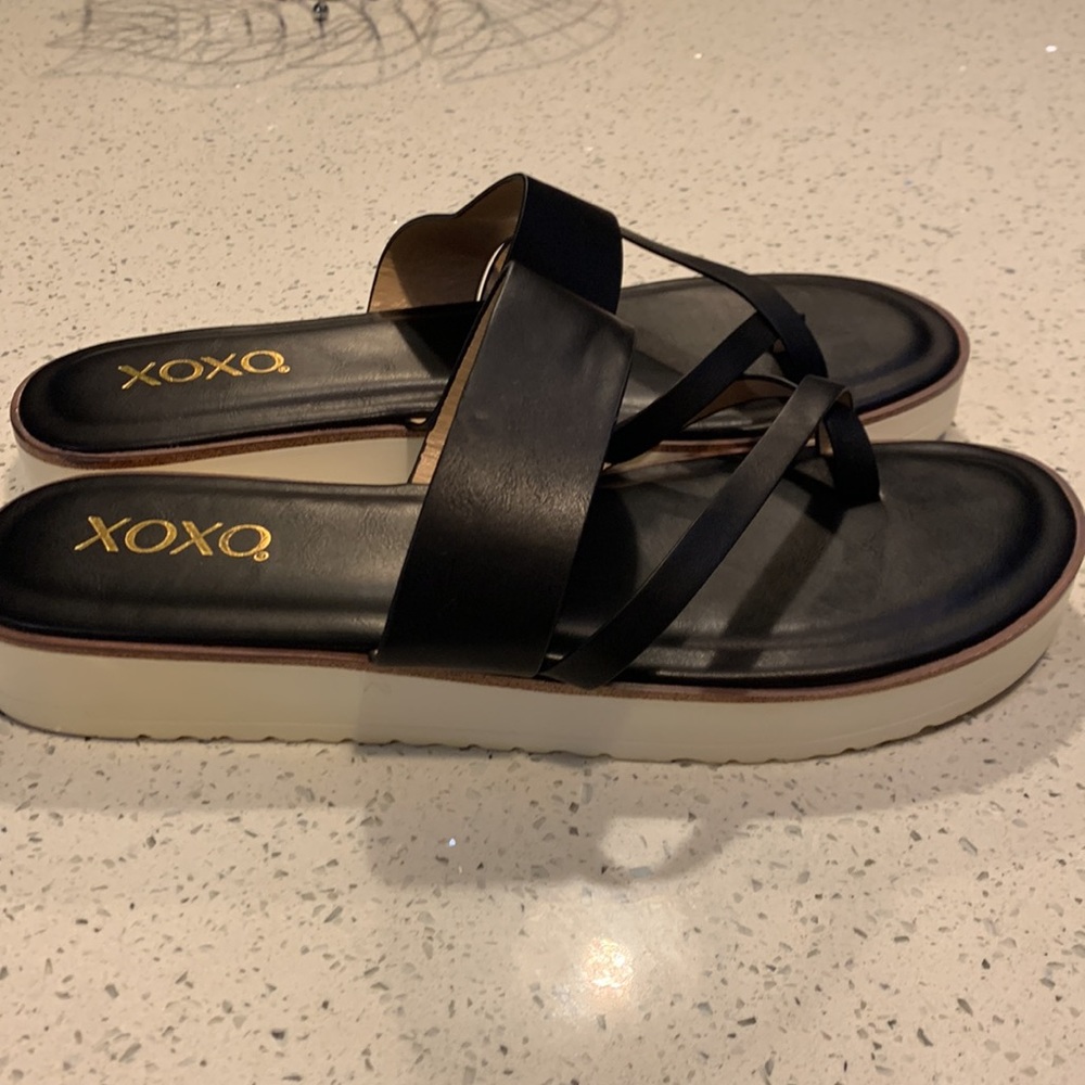 Sandals - Picture 2 of 3